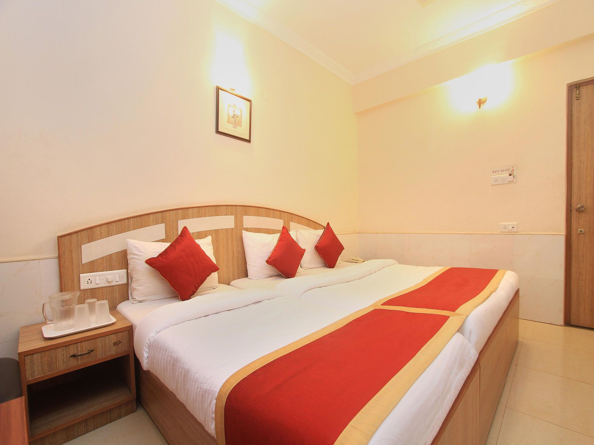 Oyo 9633 Hotel Srinidhi Residency Bangalore Exterior foto
